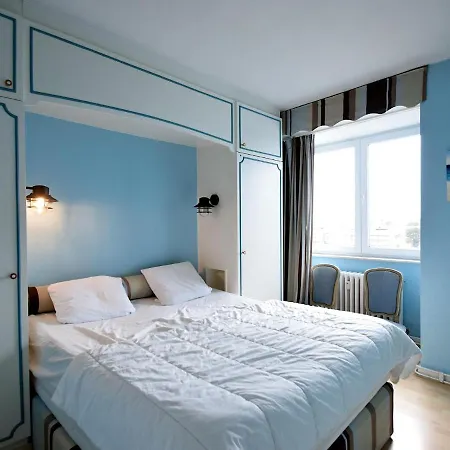 Trianon 401 4a With Sea View Apartment De Haan